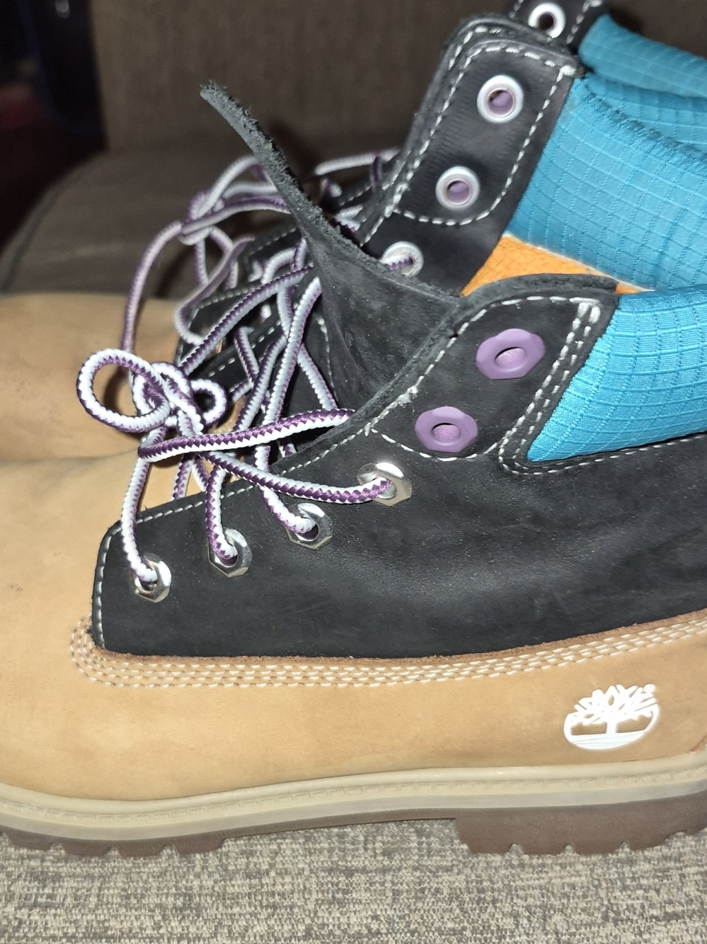 Timberland Women's Tan, Black & Turquoise Lace-Up Boots